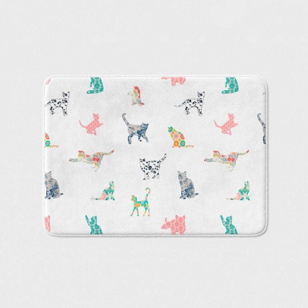 patchwork cats bath mat for little girls bathroom