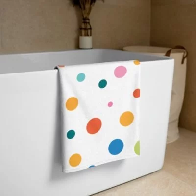 Orange and blue polka dot bath towels for kids bthroom