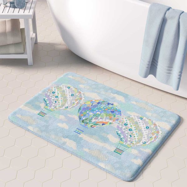 Hot air balloon patterned microfiber bath mat for toddler boys and kids bathroom sets.