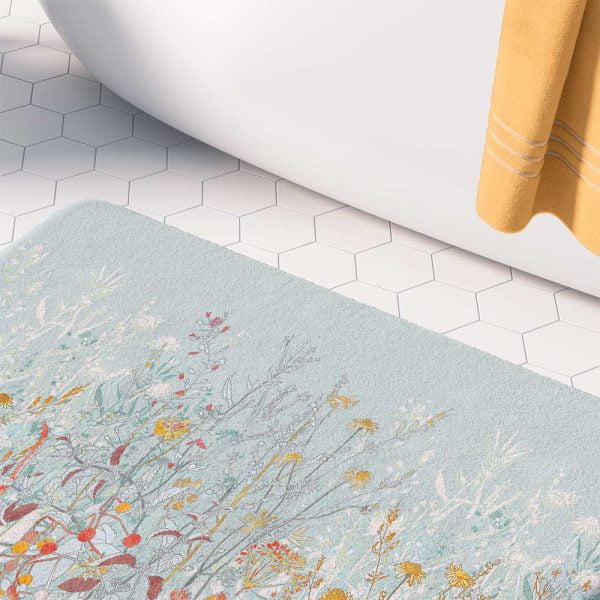Elegant blue wildflower floral patterned microfiber bath mat with a cottage garden vibe.